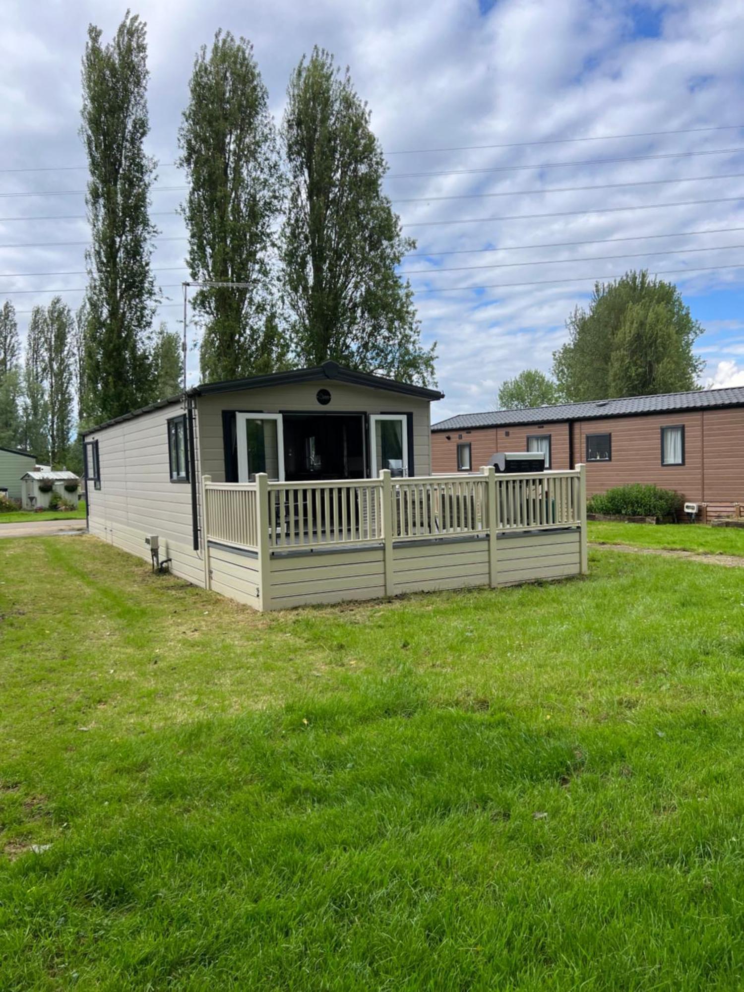 Family Fun Getaway Holiday Home Northampton Exterior foto