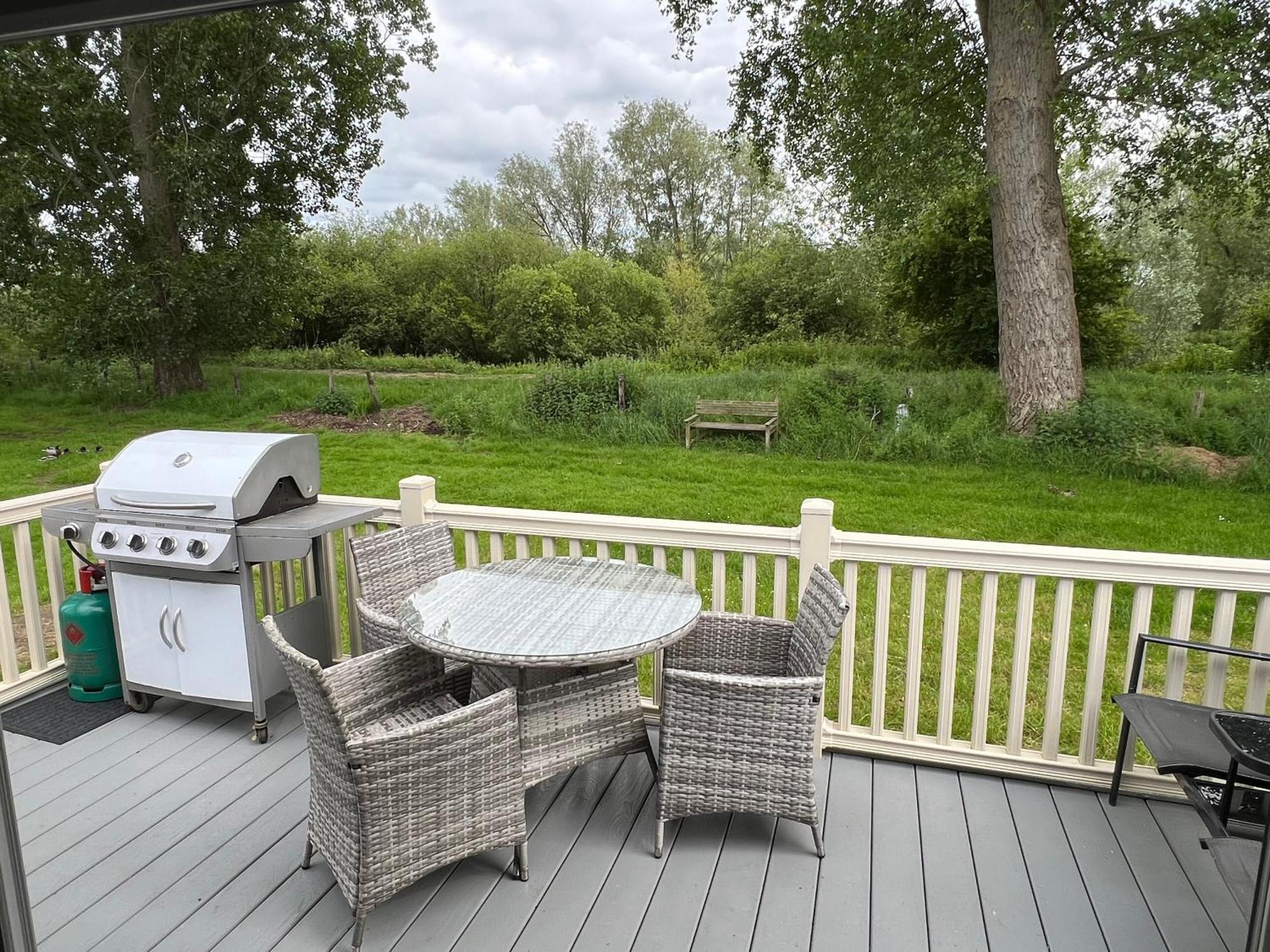 Family Fun Getaway Holiday Home Northampton Exterior foto